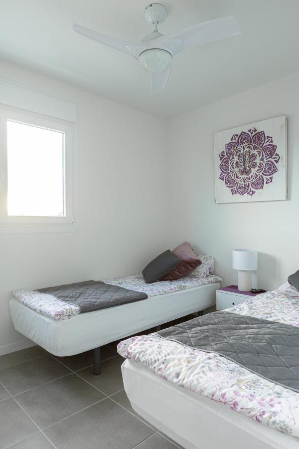 Sunny Apartment In Denia With Outdoor Swimming Pool And Garage Parking Place Included, 300M From The Sandy Beach Exterior foto